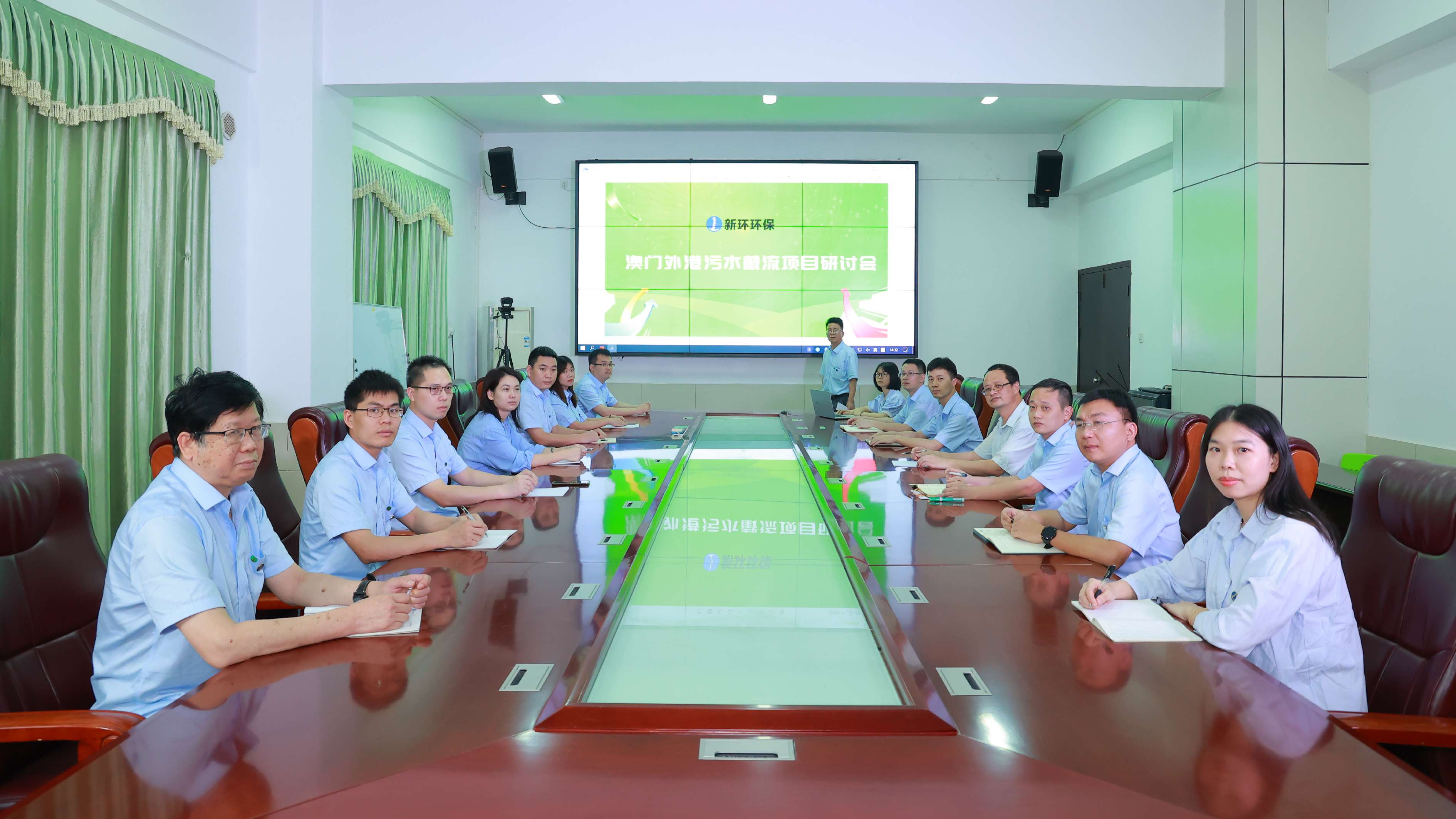 兴发xf网站设计-团队.jpg
